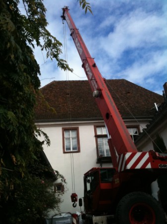 Montage eines Verdampfers auf dem Dach